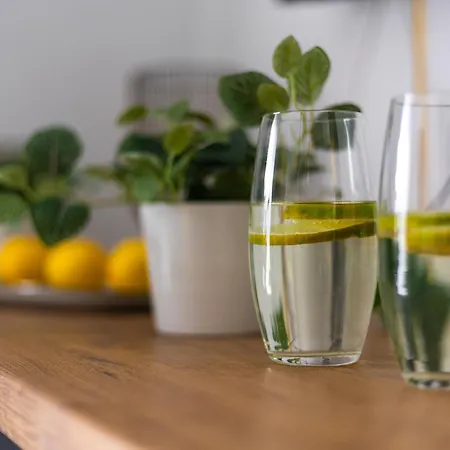 We Wroclawiu - Jaworska Apartment