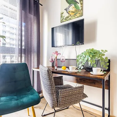 We Wroclawiu - Jaworska Apartment *